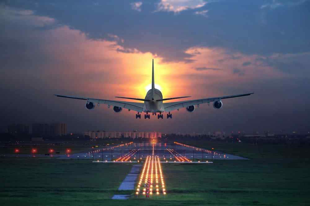 https://interstellarlogistics.us/wp-content/uploads/2015/09/shutterstock_1356599871.jpg