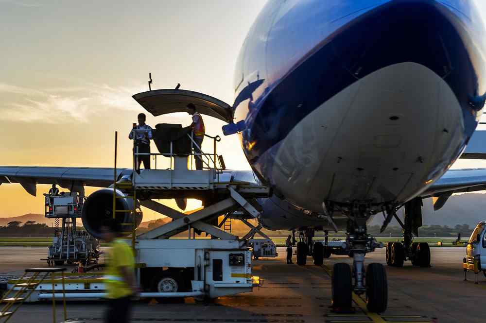 https://interstellarlogistics.us/wp-content/uploads/2015/09/shutterstock_150647810.jpg